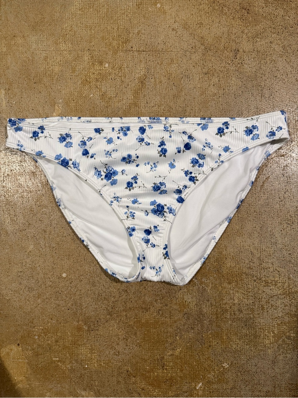 NWOT Hollister White Bikini Bottom with Blue Floral Print- Size XL